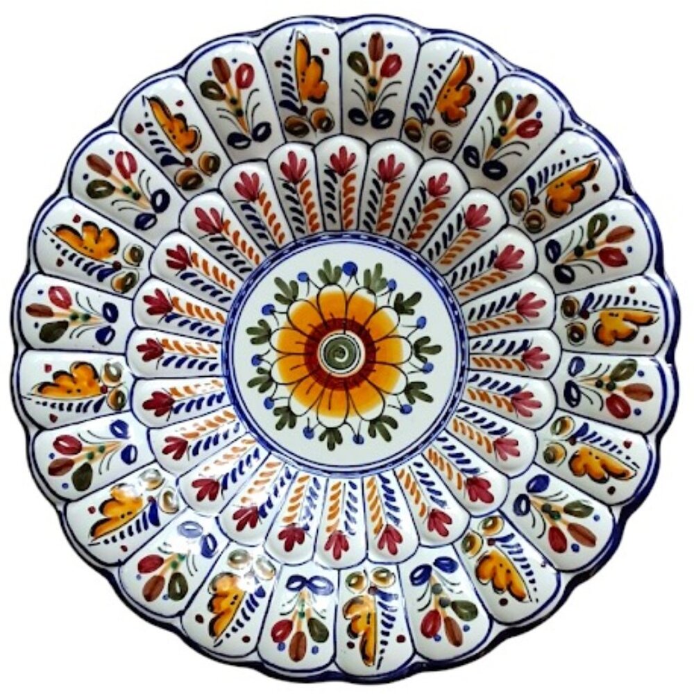 De la cal Barreira Puente SPAIN raised petal pottery  HAND PAINTED faience 11"